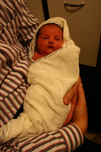 IMG_4307.JPG - Adaś po kąpieli